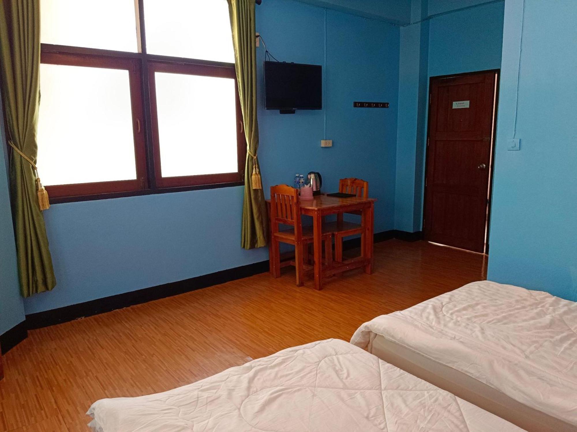 Royal Land Mae Klong Hotel Samut Songkhram Екстериор снимка