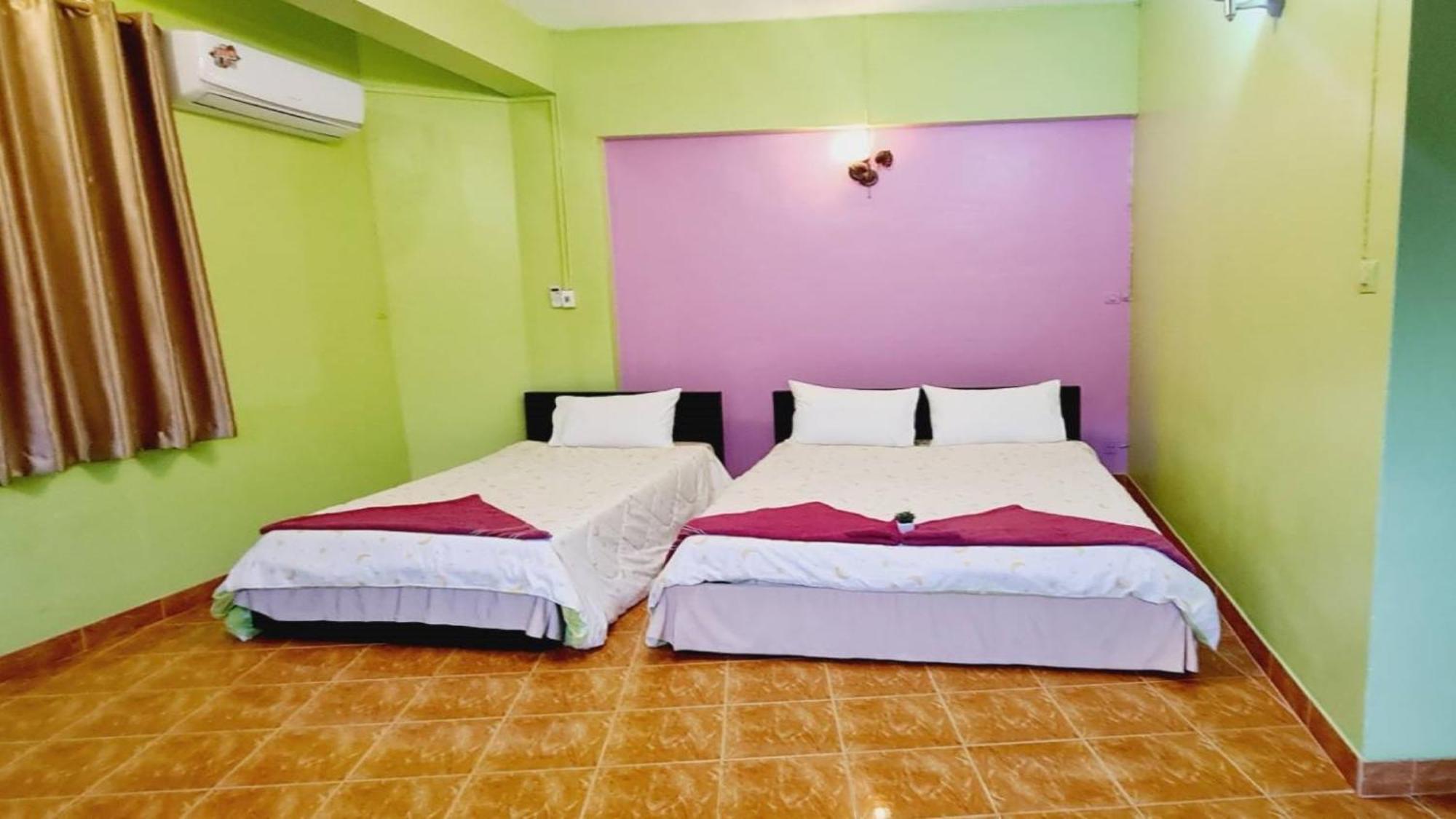 Royal Land Mae Klong Hotel Samut Songkhram Екстериор снимка