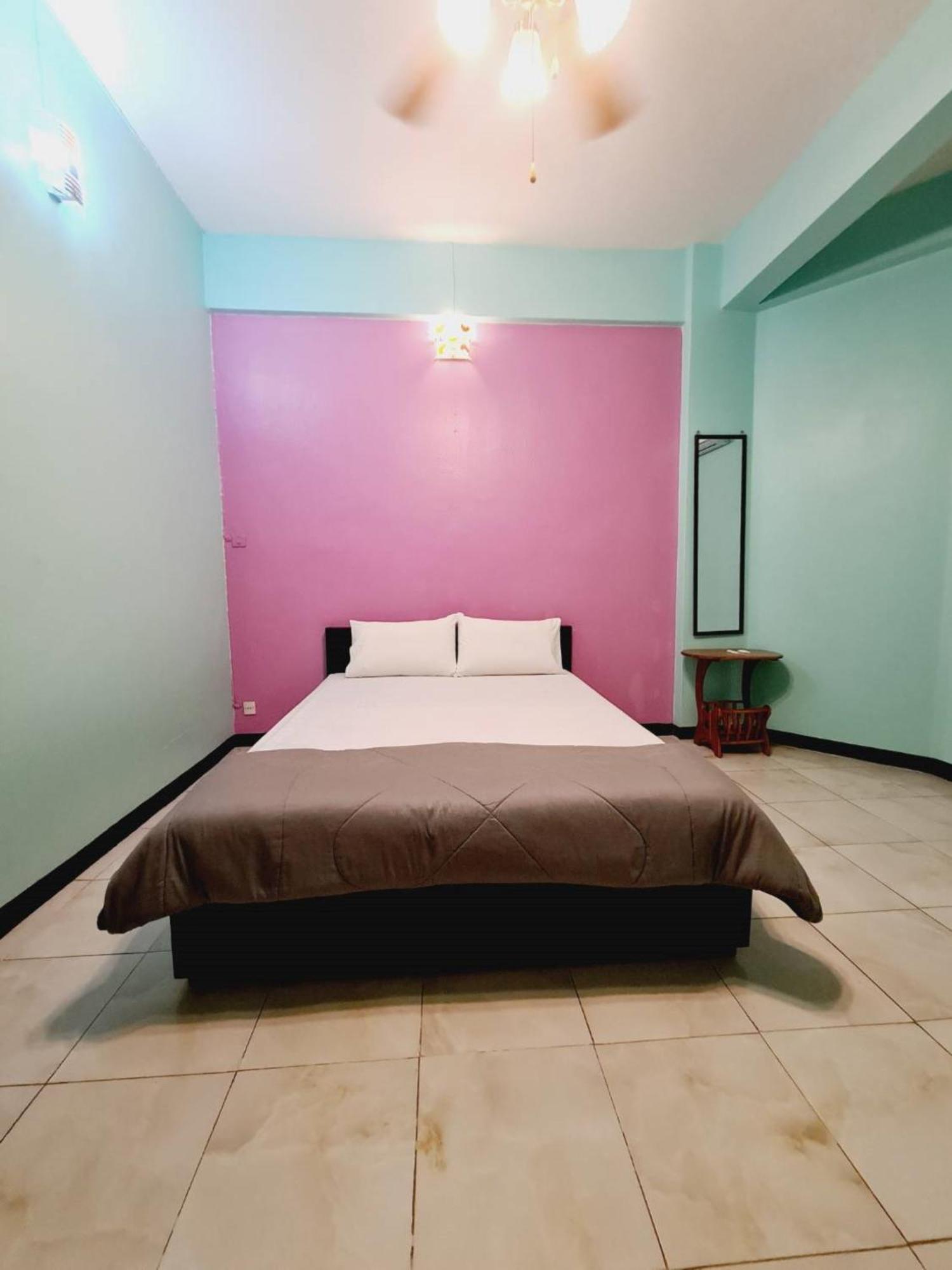 Royal Land Mae Klong Hotel Samut Songkhram Екстериор снимка