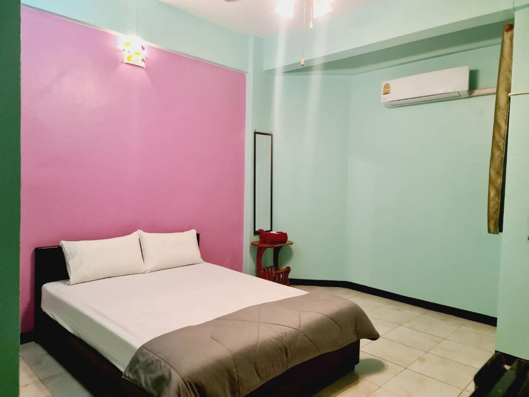 Royal Land Mae Klong Hotel Samut Songkhram Екстериор снимка
